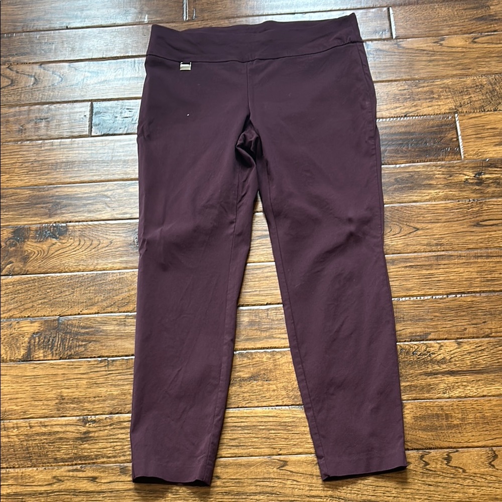 Women’s wine colored cropped dress pants